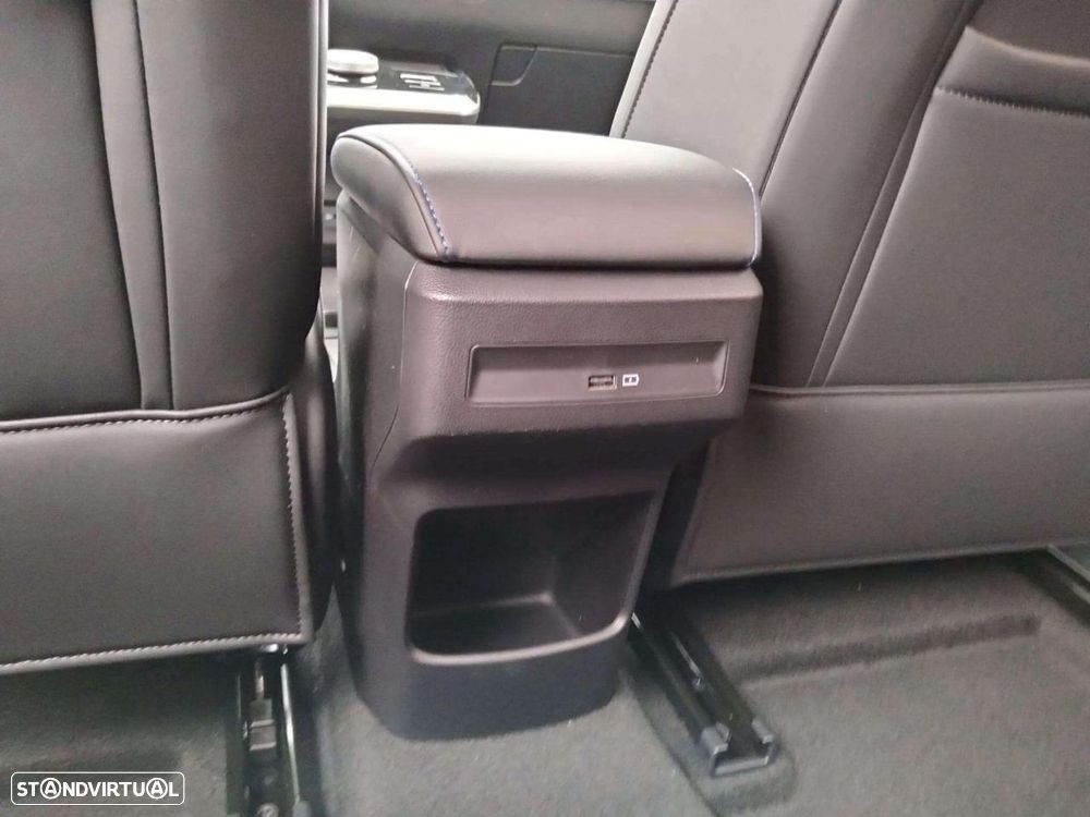 MG MG4 64 kWh Luxury - 17