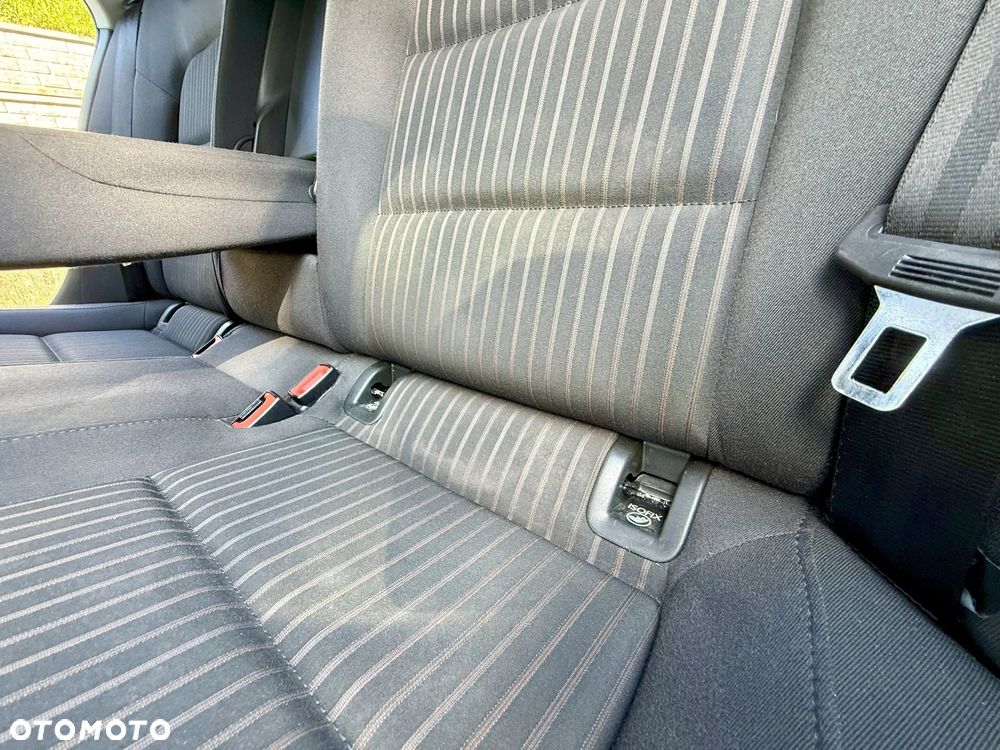 Audi A4 Avant 2.0 TDI Multitronic - 17