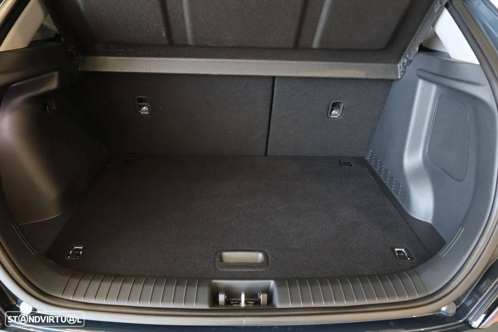 Hyundai Kauai EV 64.8 kWh Premium - 9