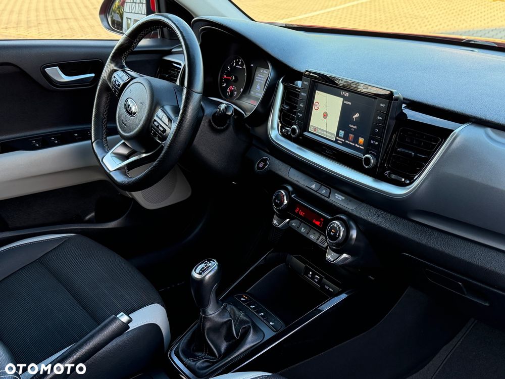 Kia Stonic 1.0 T-GDI 120 Spirit - 28
