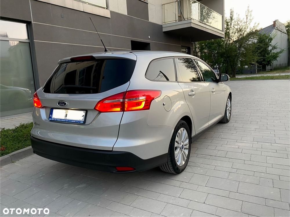 Ford Focus 1.6 Gold X - 18