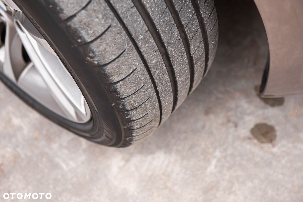 BMW 3GT 320d xDrive Sport Line - 36