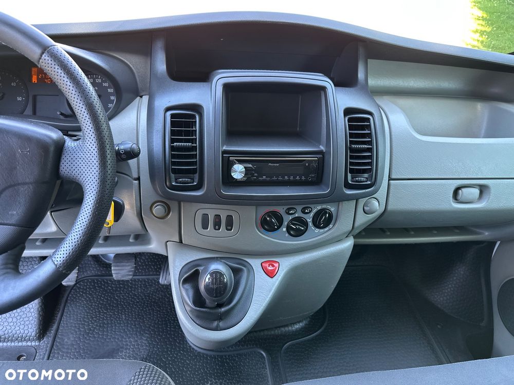 Renault Trafic - 11