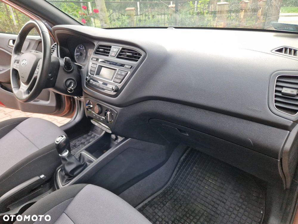 Hyundai i20 1.2 GO - 24