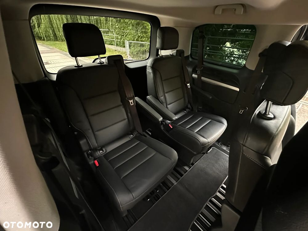 Peugeot Traveller L2 2.0 EAT8 Business VIP - 11