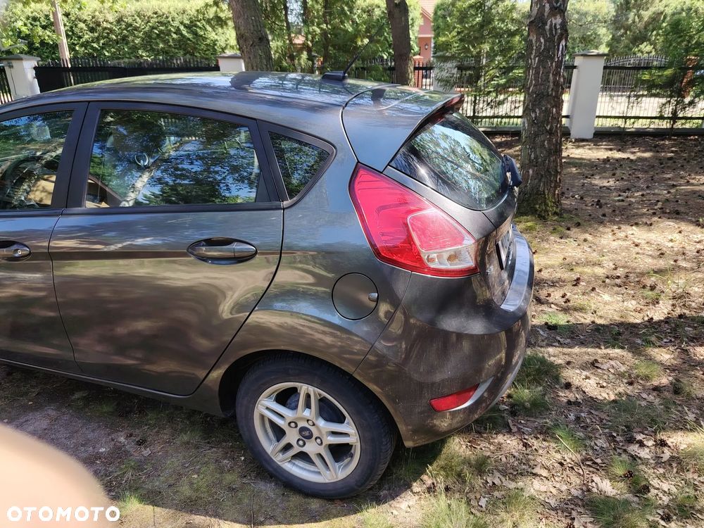 Ford Fiesta - 8