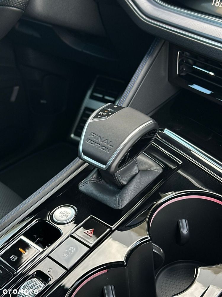 Volkswagen Touareg - 32
