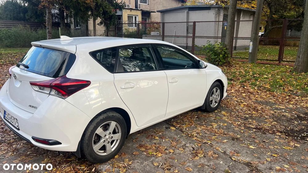 Toyota Auris 1.33 VVT-i Active - 5