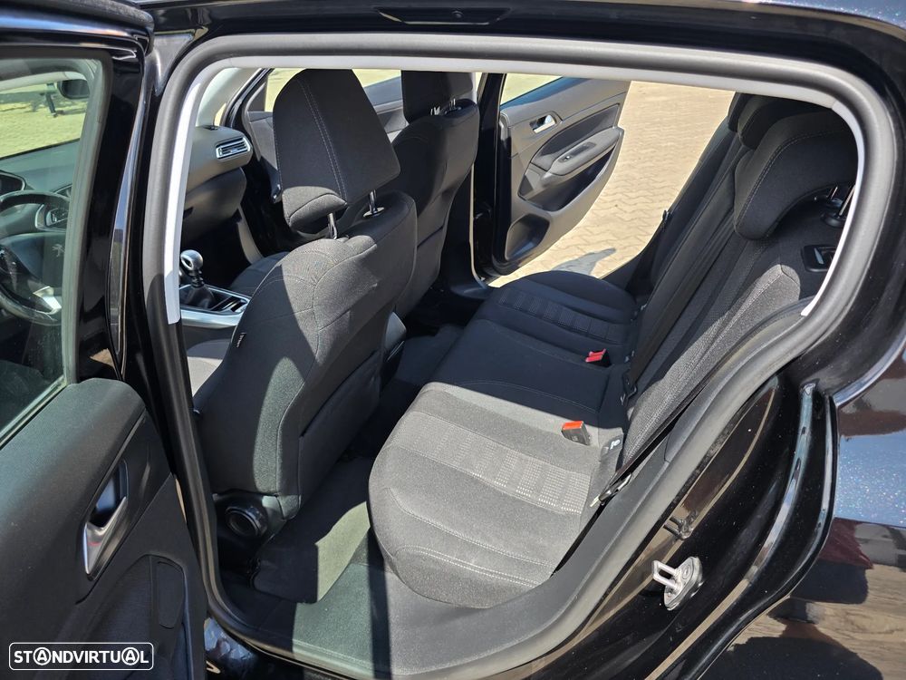Peugeot 308 130 e-THP Stop & Start Allure - 18