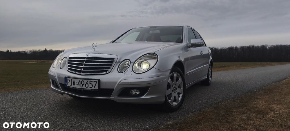 Mercedes-Benz Klasa E 200 Kompressor Classic - 4