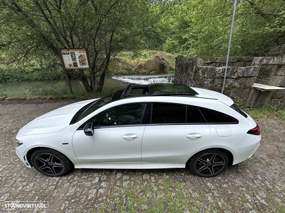 Mercedes-Benz CLA 250 e Shooting Brake AMG Line - 48