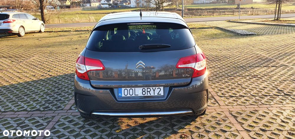 Citroën C4 2.0 HDi Exclusive - 6