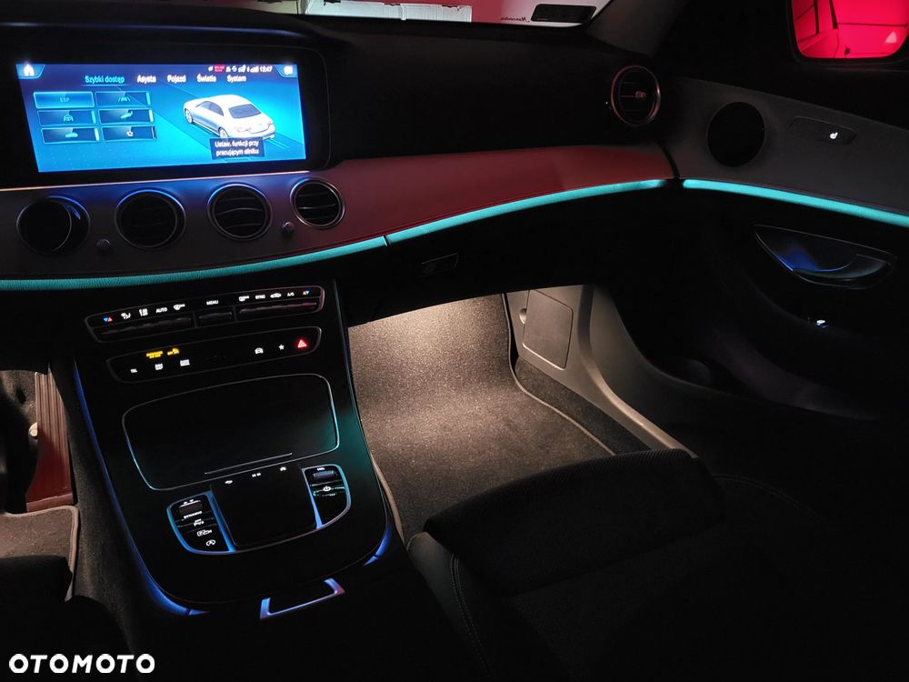 Mercedes-Benz Klasa E 220 d 9G-TRONIC Avantgarde - 21