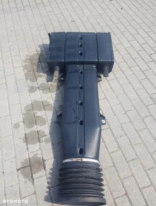 KOMIN WLOT FILTRA POWIETRZA DAF 105 XF - 1