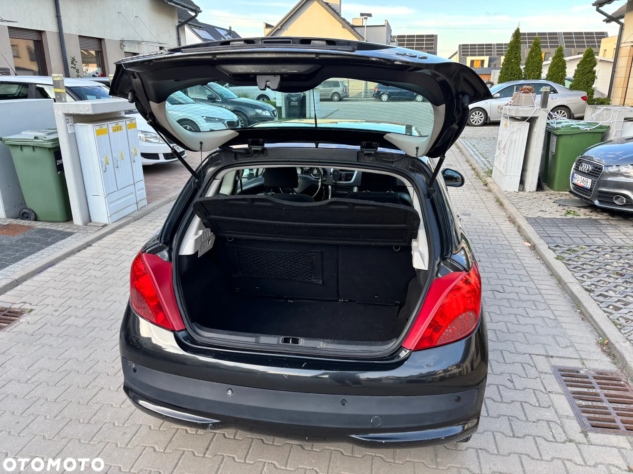 Peugeot 207 1.4 16V Trendy - 6