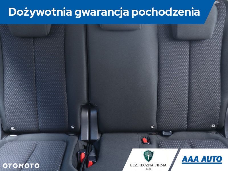 Mitsubishi Eclipse Cross - 12