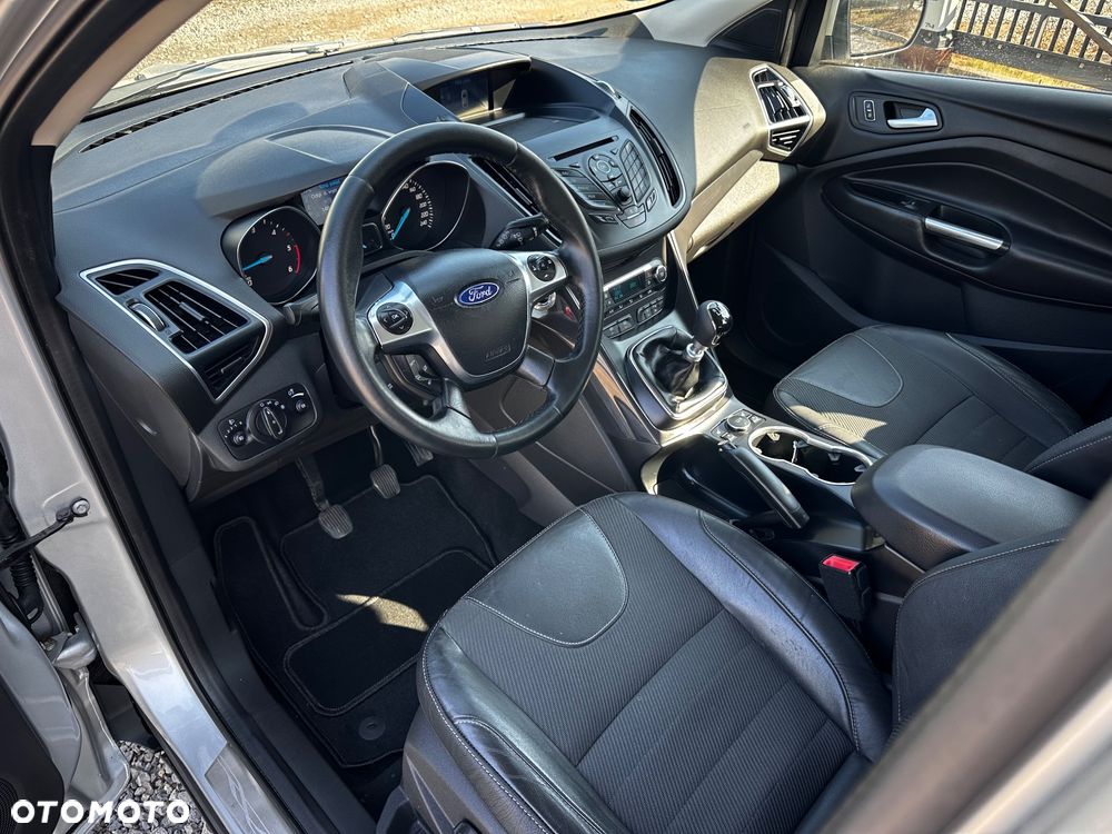 Ford Kuga 2.0 TDCi 4x4 Titanium - 18