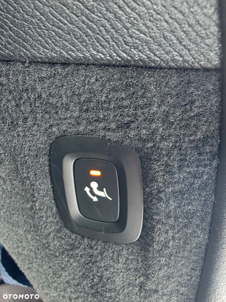 Volvo XC 90 - 17