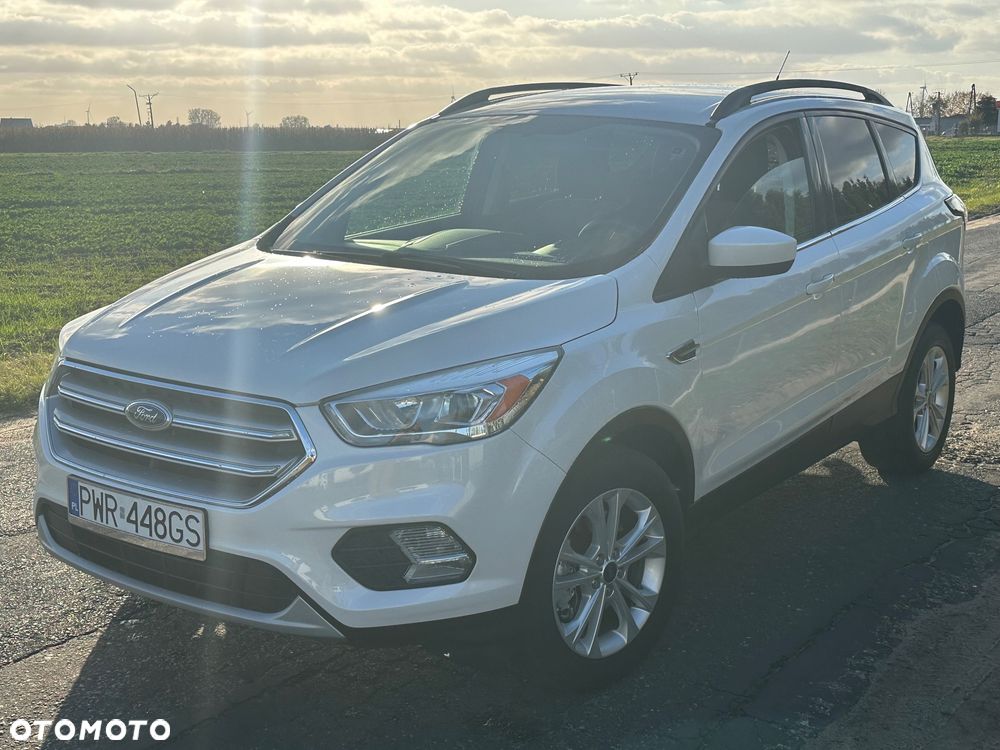 Ford Kuga 1.5 EcoBoost 4WD Titanium - 14