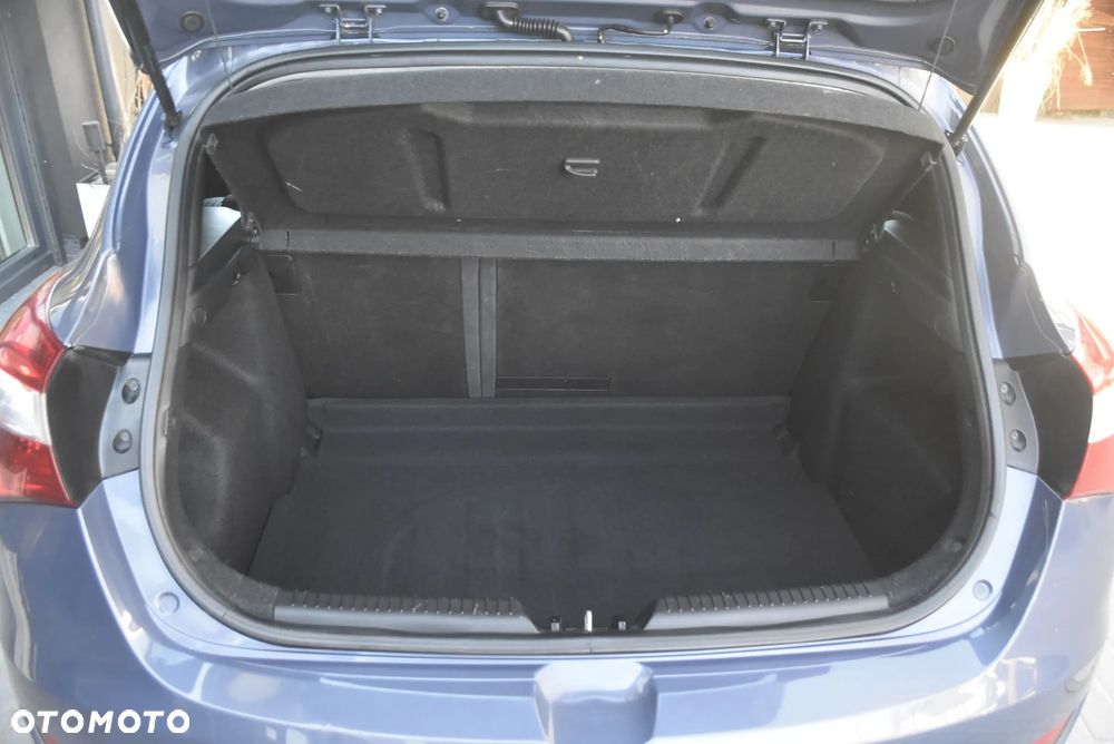 Hyundai i30 - 13