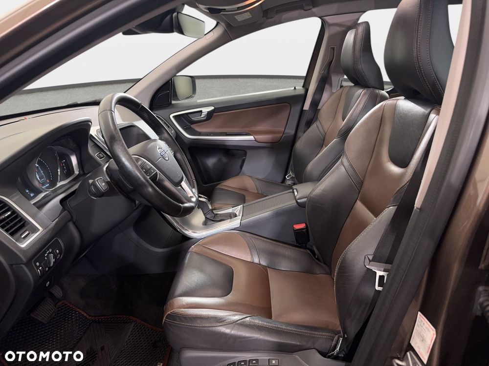 Volvo XC 60 - 13