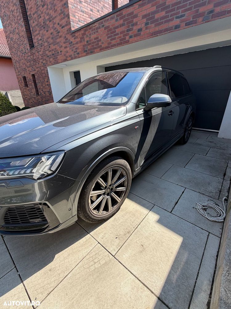 Audi Q7 55 TFSI quattro Tiptronic MHEV S Line - 8