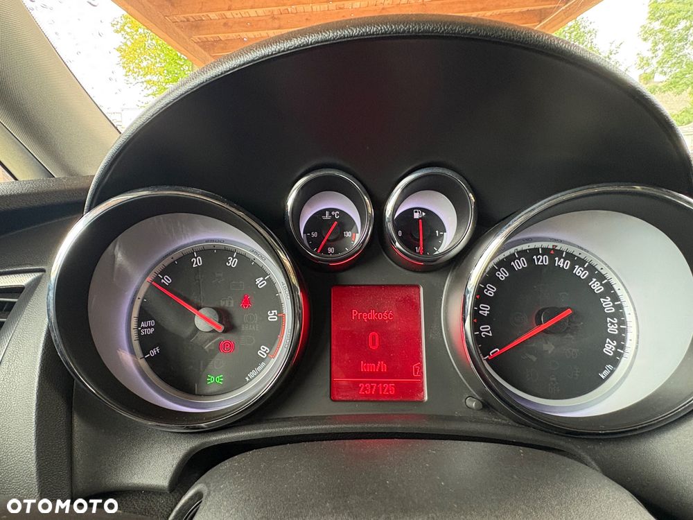 Opel Astra 2.0 CDTI DPF - 18