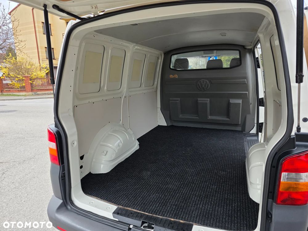 Volkswagen Transporter T5 - 24