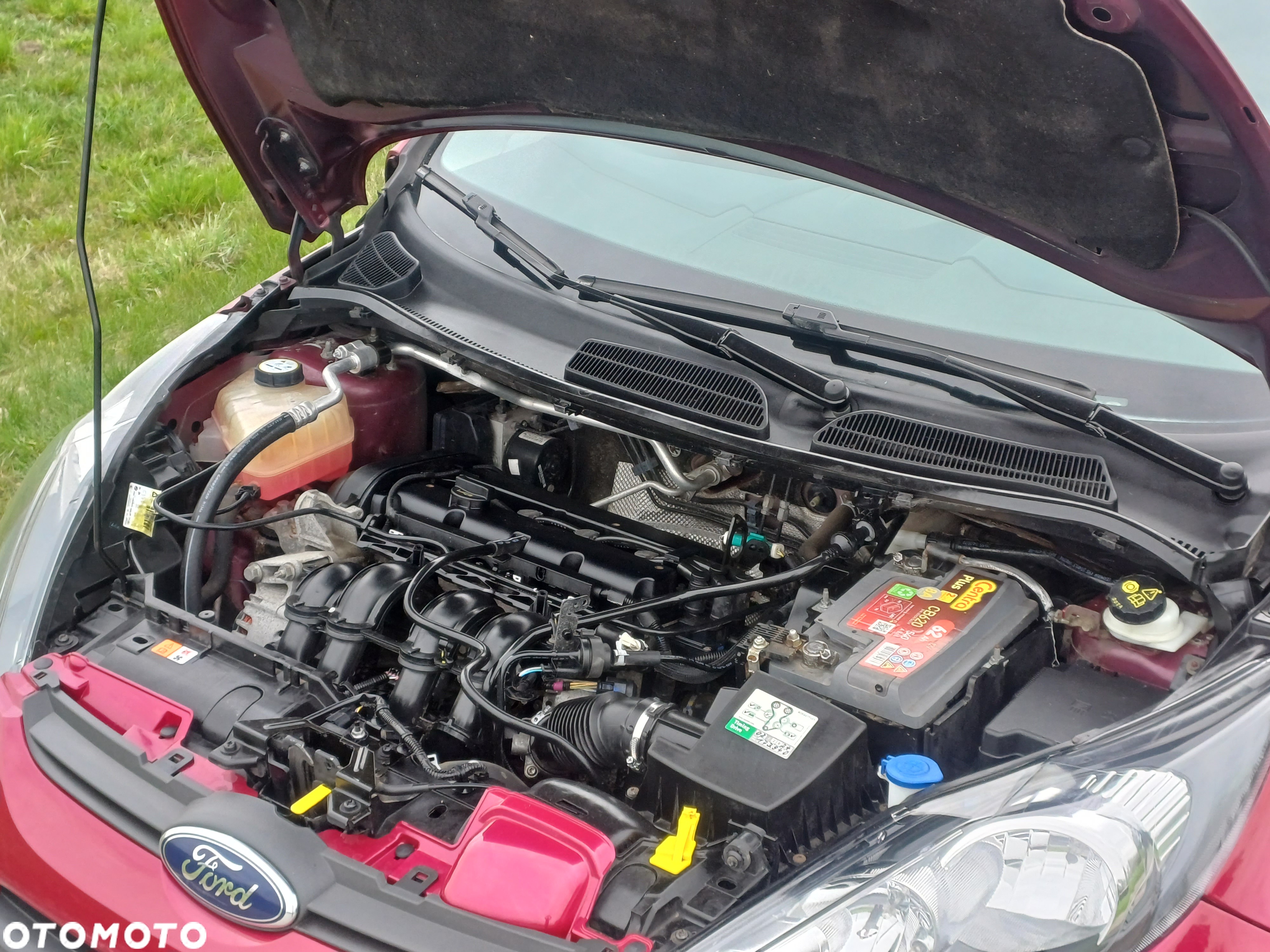 Ford Fiesta 1.4 Ghia - 34