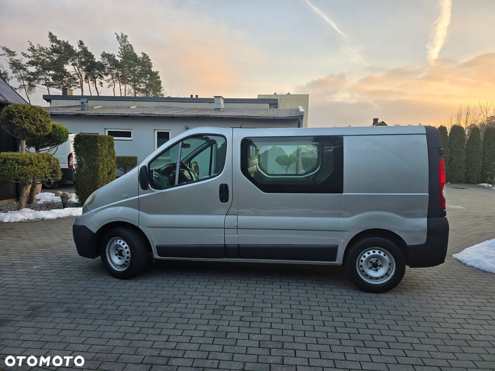 Renault Trafic - 2