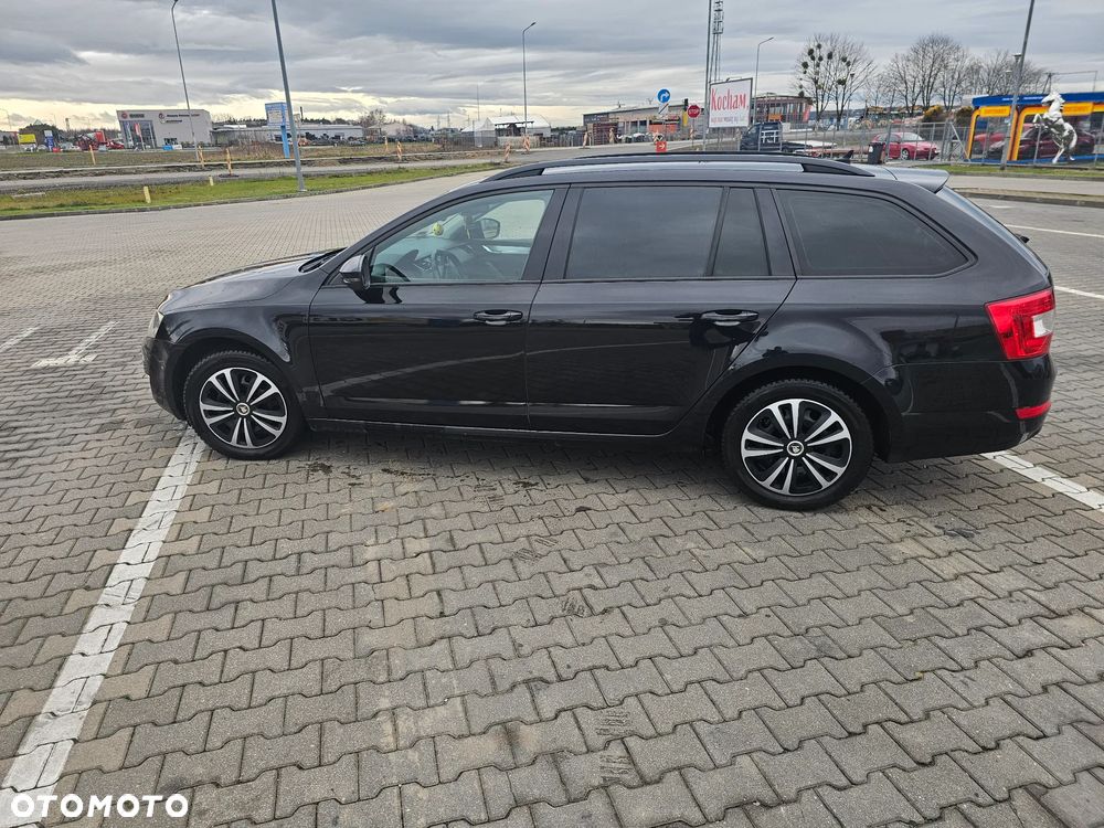 Skoda Octavia 2.0 TDI Ambition DSG - 3