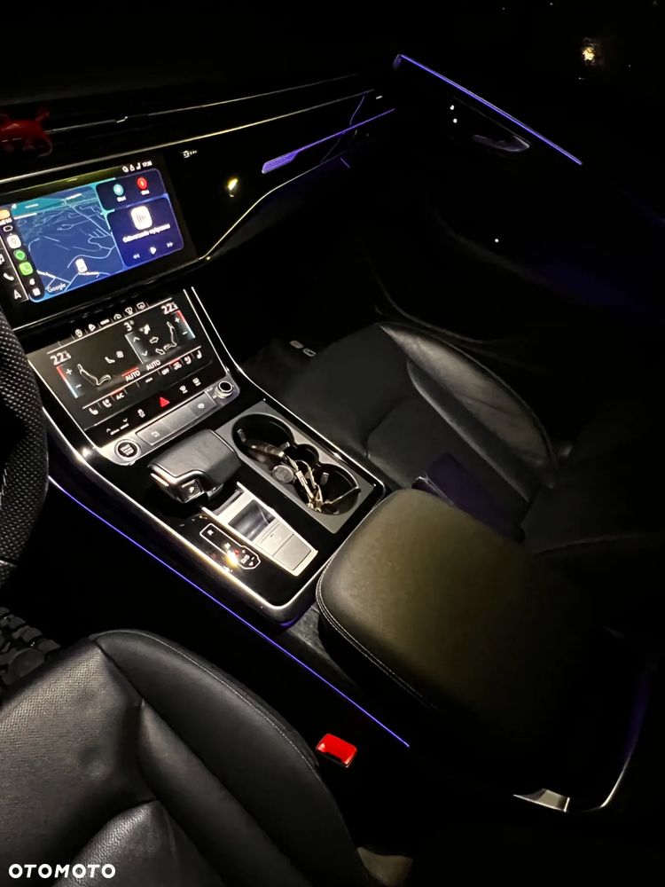 Audi Q8 SUV TFSI quattro 250 kW tiptronic - 30