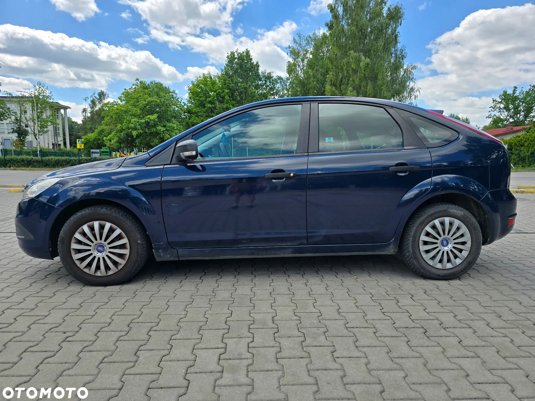Ford Focus 1.6 Ambiente - 4