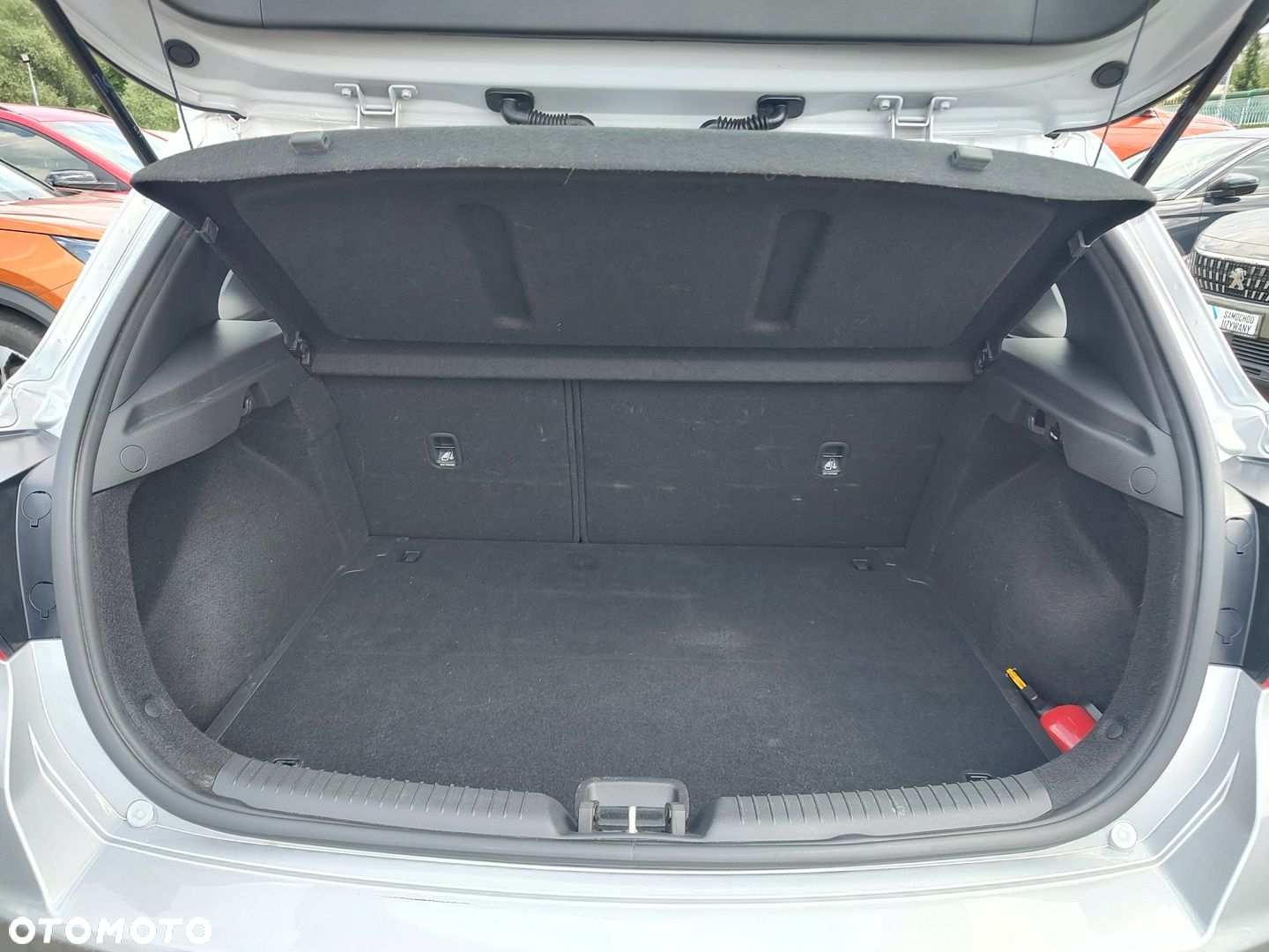 Hyundai i30 1.5 DPI Classic + - 9
