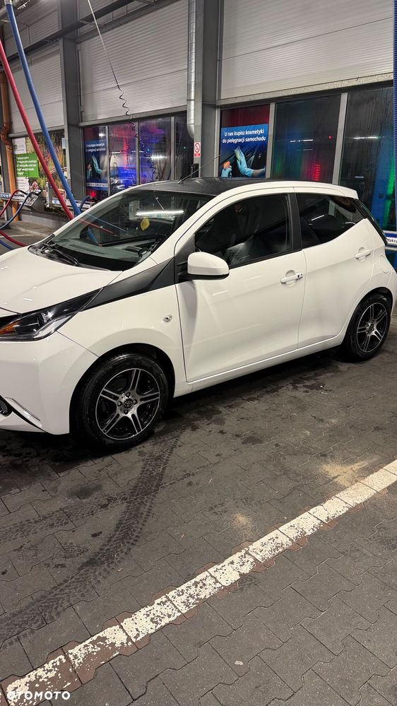 Toyota Aygo 2015 photo 3