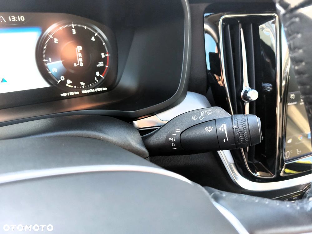 Volvo V60 D4 Geartronic Momentum Pro - 14