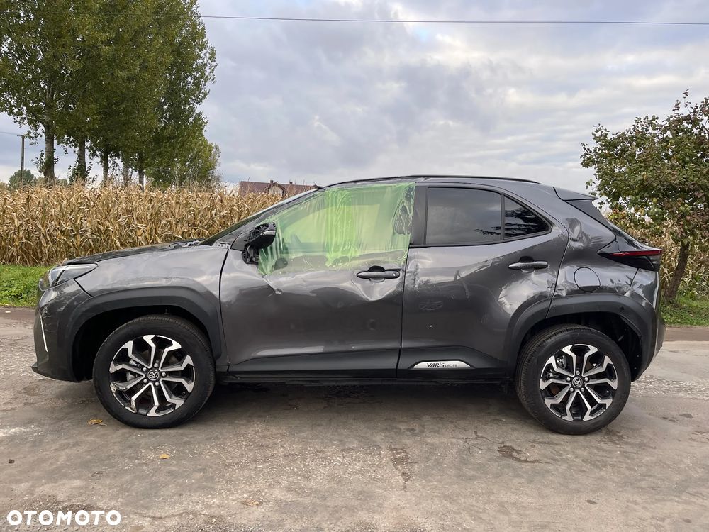 Toyota Yaris Cross Hybrid 1.5 Executive - 2