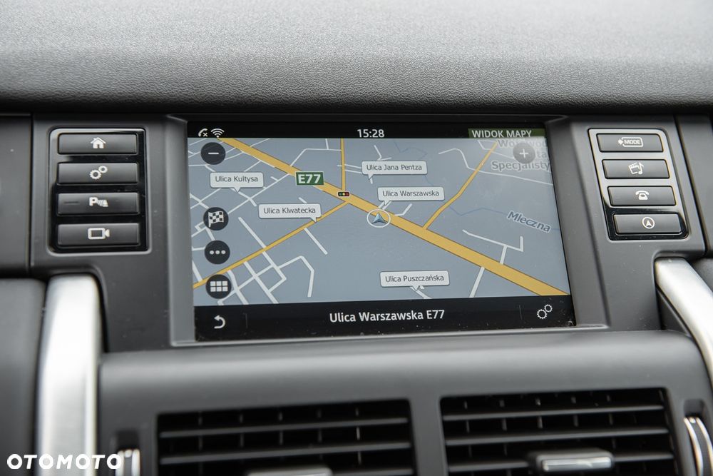 Land Rover Discovery Sport - 23
