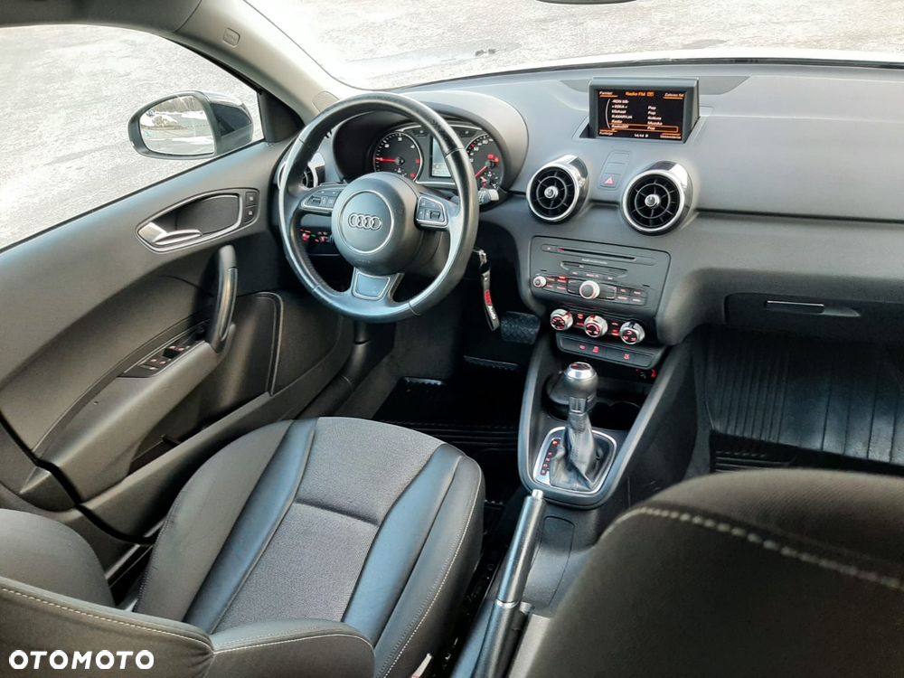 Audi A1 Sportback 1.6 TDI S tronic Ambition - 29