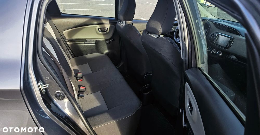 Toyota Yaris - 13