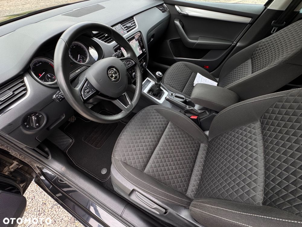 Skoda Octavia 1.8 TSI Edition - 35