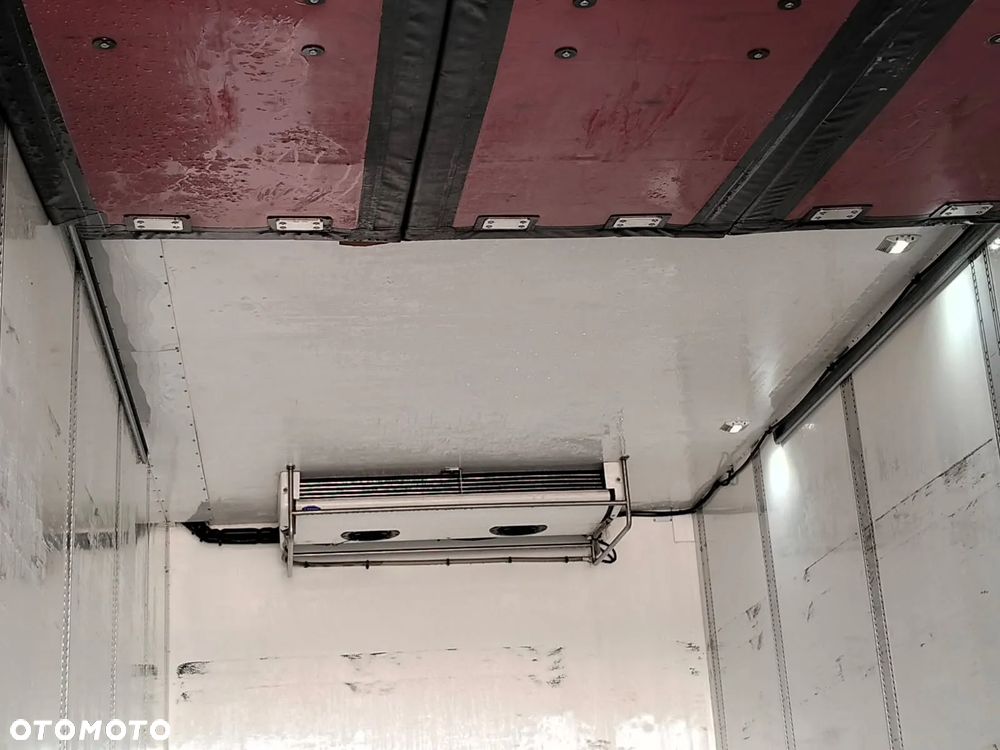 Mercedes-Benz ACTROS 2551 - 8