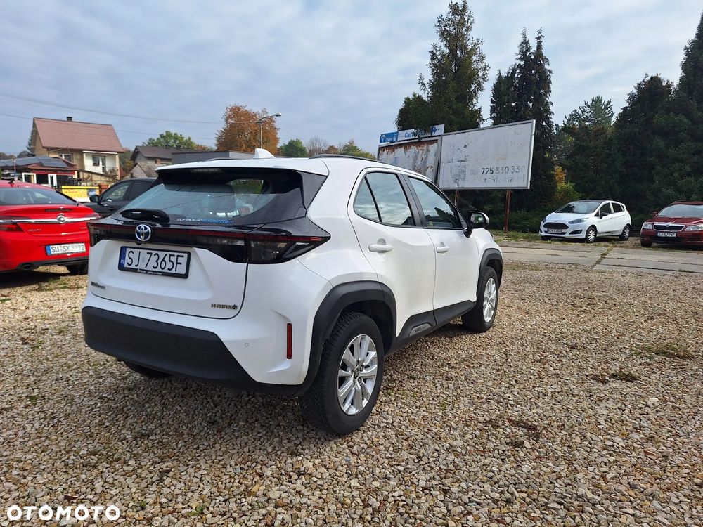 Toyota Yaris Cross Hybrid 1.5 Executive - 4