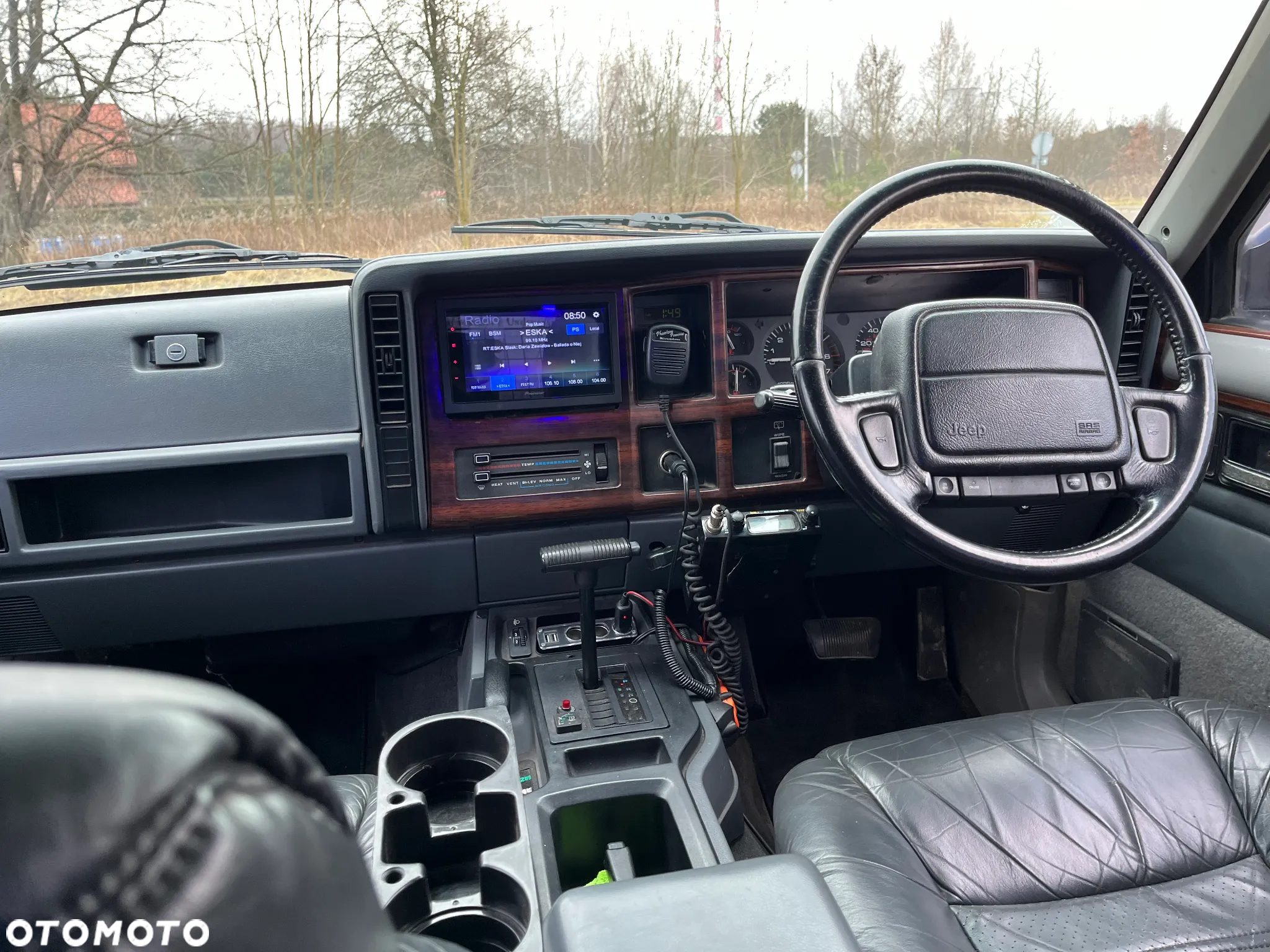 Jeep Cherokee 4.0 Limited - 13