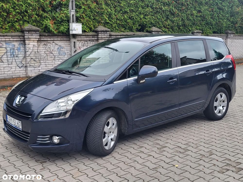 Peugeot 5008 2012 photo 3