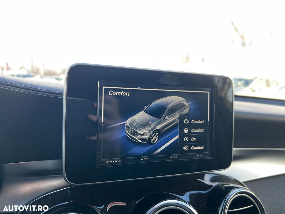 Mercedes-Benz GLC - 27