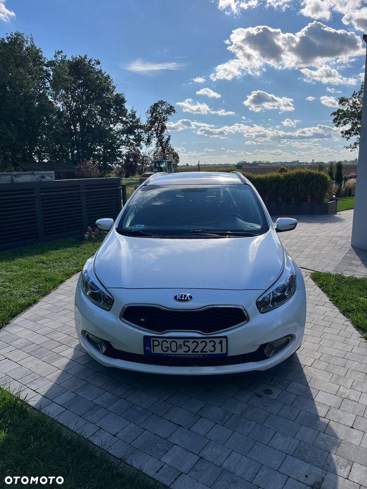 Kia Ceed - 1