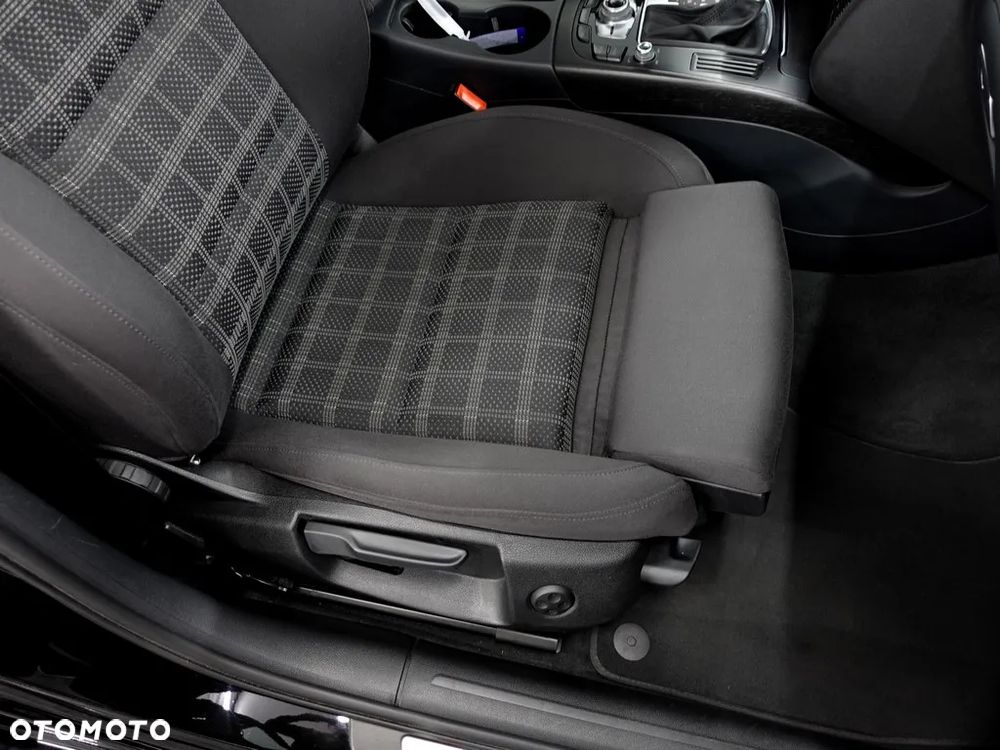 Audi A4 Avant 2.0 TDI Design S tronic - 13