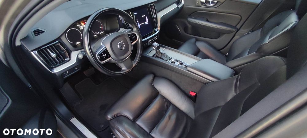 Volvo V60 D4 SCR Inscription - 4