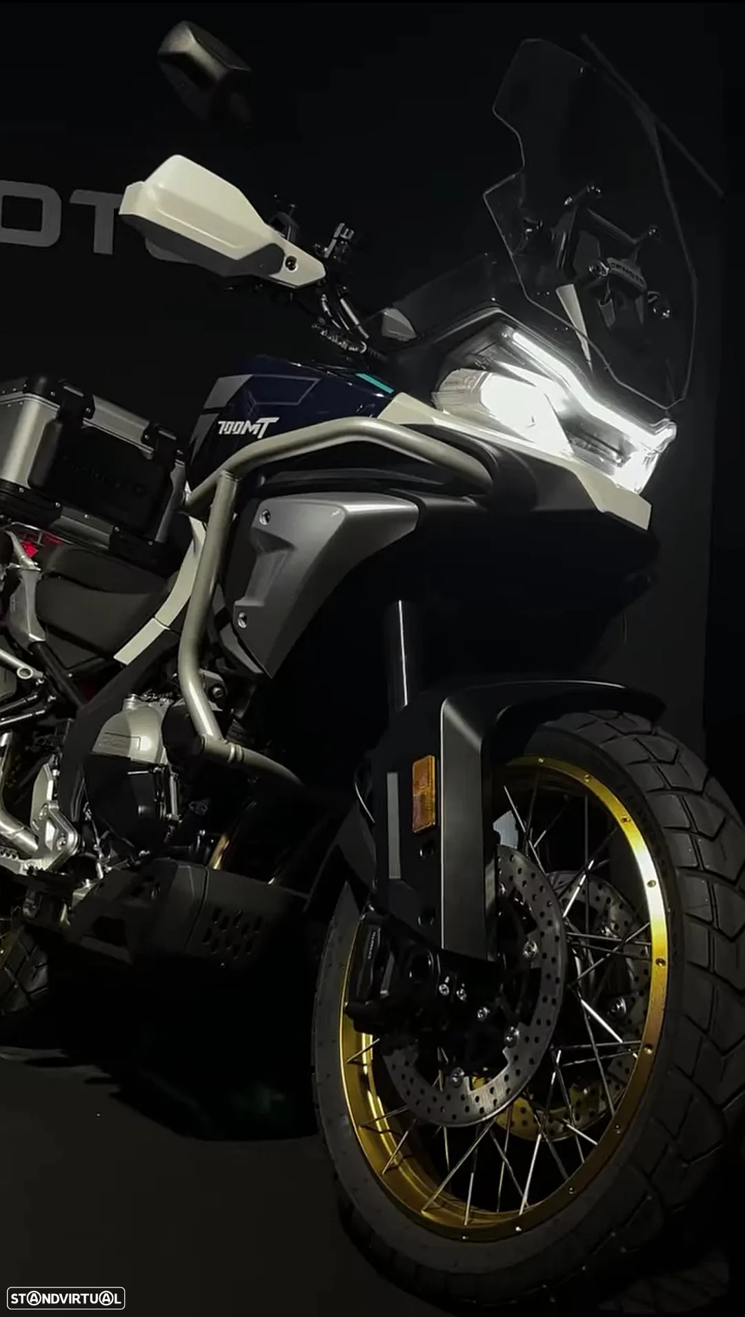 CF Moto 700MT ADV Nova - 14
